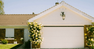 What to Look for When Replacing a Garage Door